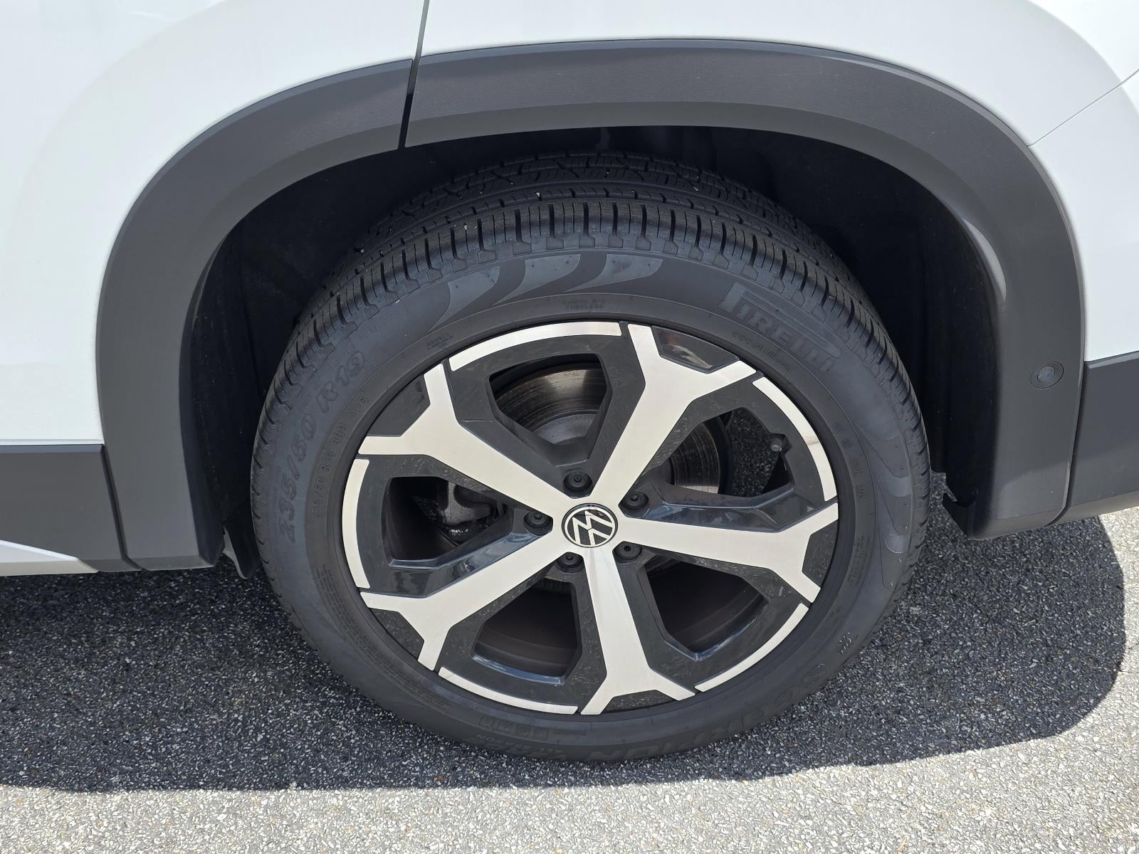 2025 Volkswagen Tiguan 2.0T SE FWD