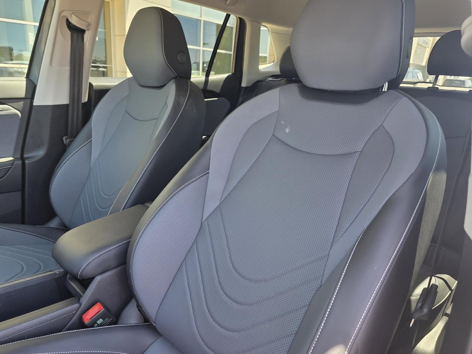 2025 Volkswagen Tiguan 2.0T SE FWD