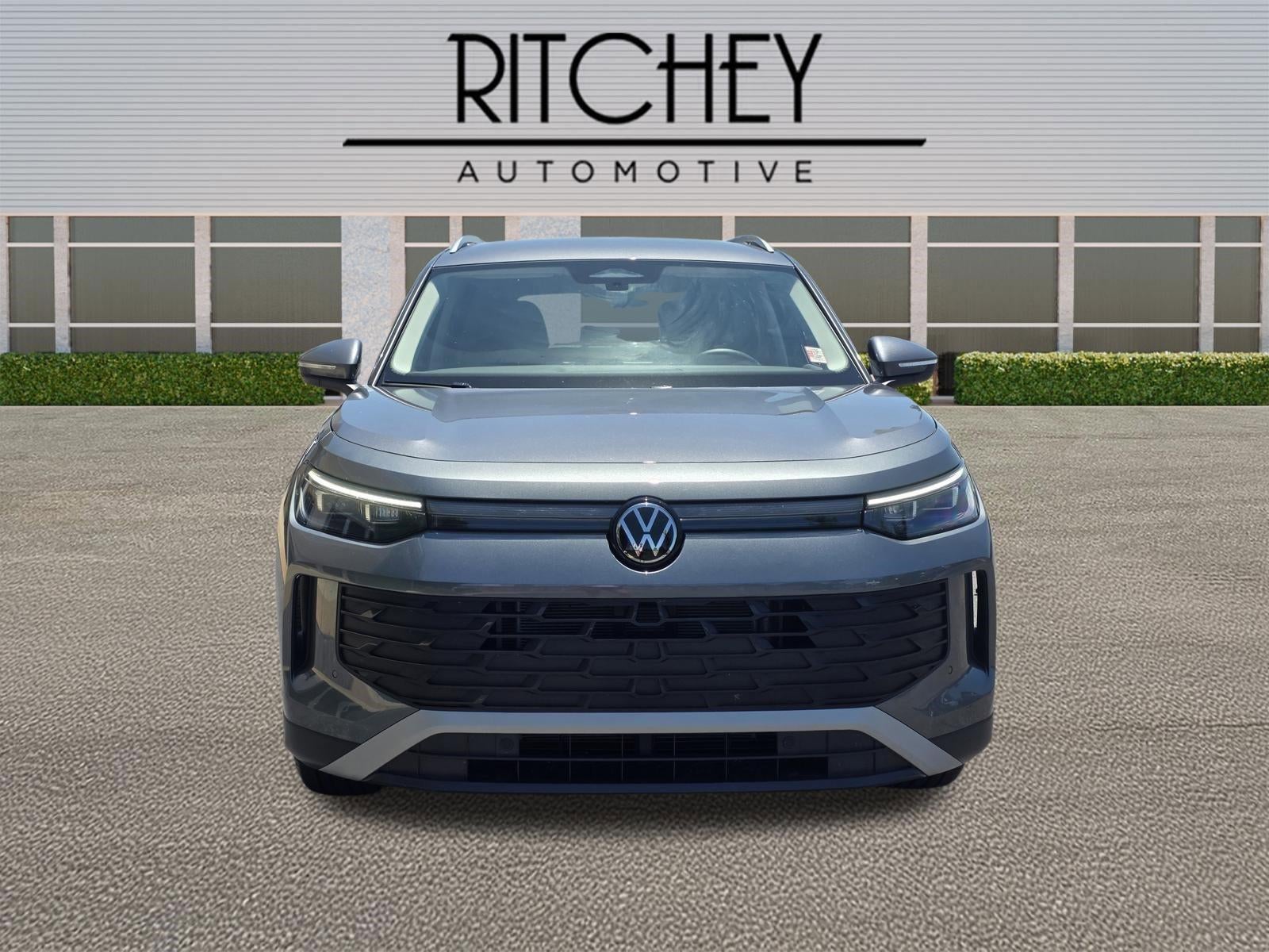 2025 Volkswagen Tiguan 2.0T SE FWD