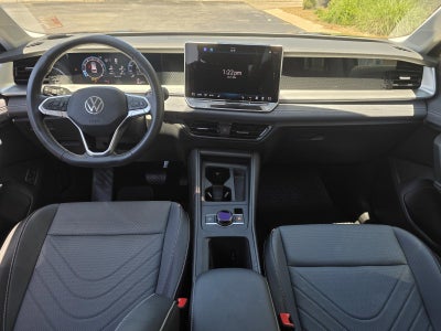 2025 Volkswagen Tiguan 2.0T SE FWD