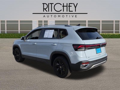 2025 Volkswagen Taos SE FWD