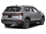 2025 Volkswagen Taos SE FWD