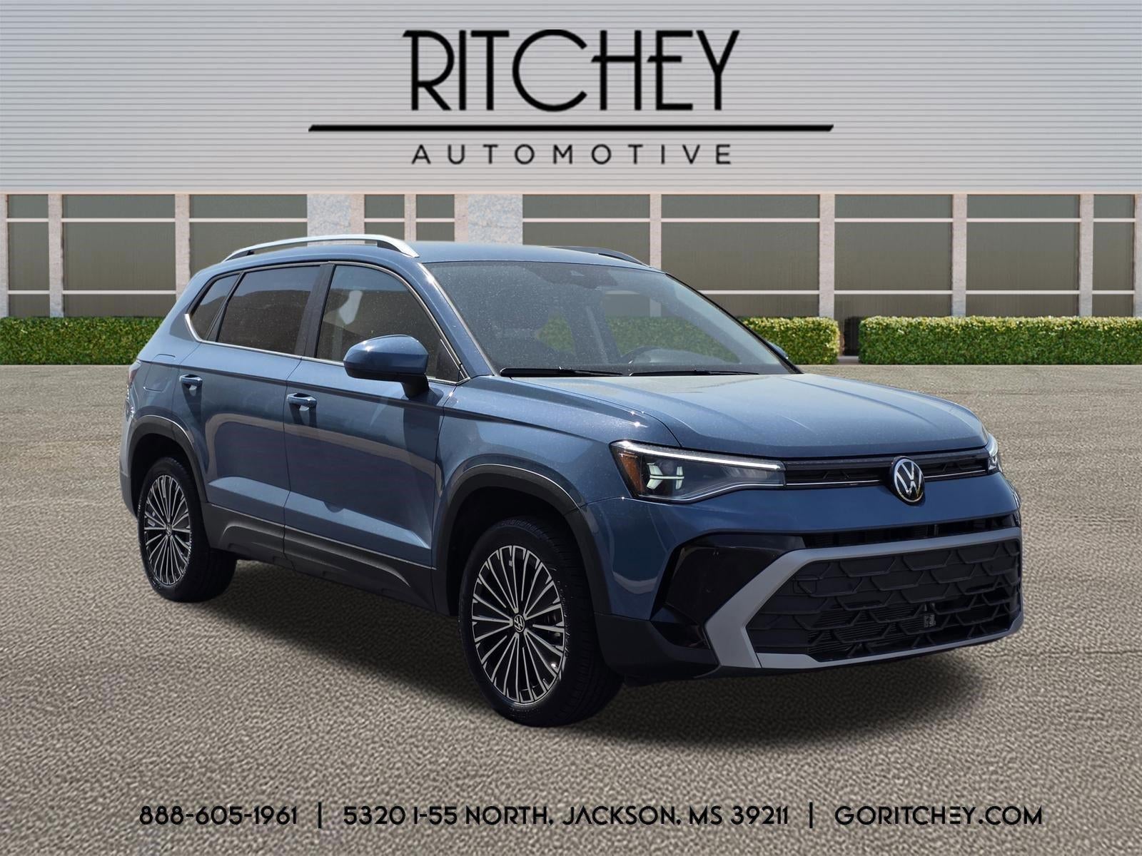 2025 Volkswagen Taos SE FWD