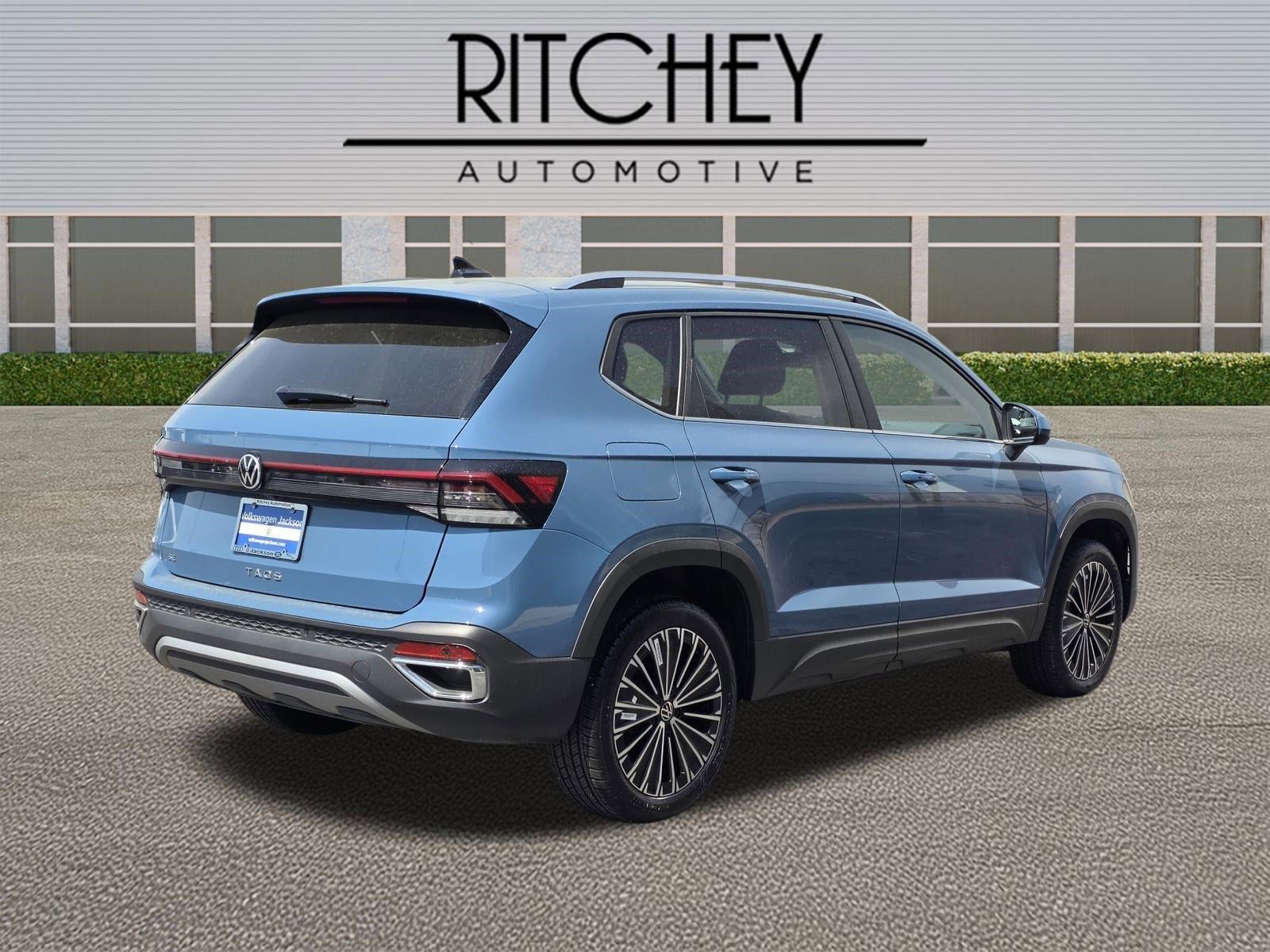 2025 Volkswagen Taos SE FWD