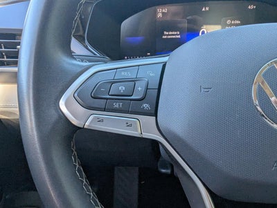 2024 Volkswagen Taos SE FWD