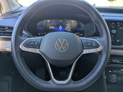2024 Volkswagen Taos SE FWD
