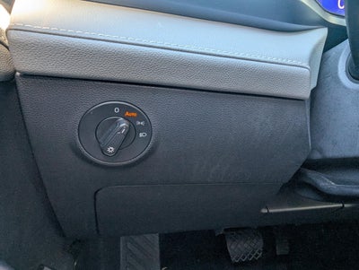 2024 Volkswagen Taos SE FWD