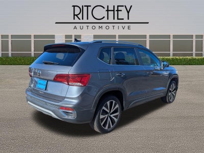 2024 Volkswagen Taos SE FWD