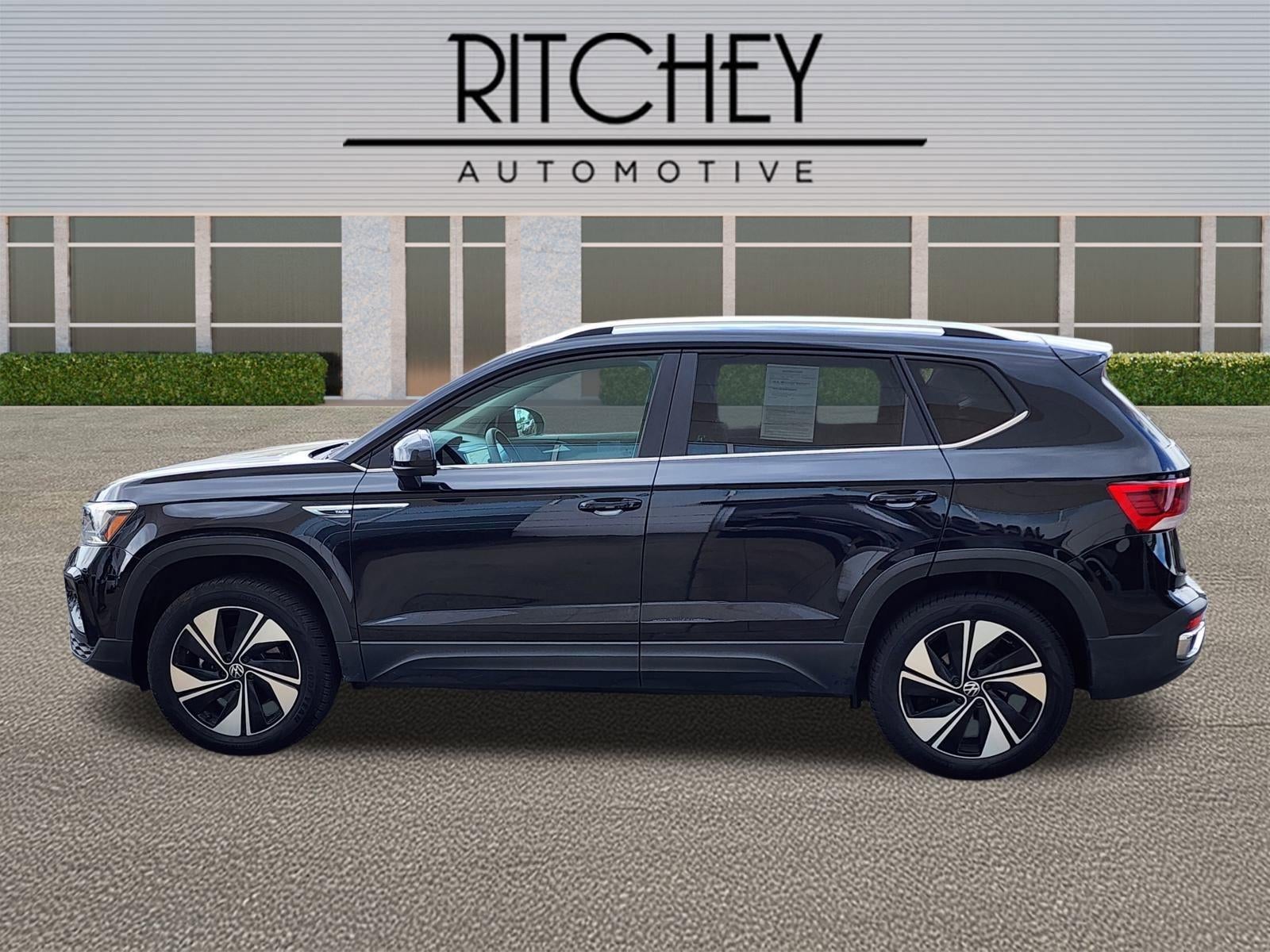 2024 Volkswagen Taos SE 4MOTION