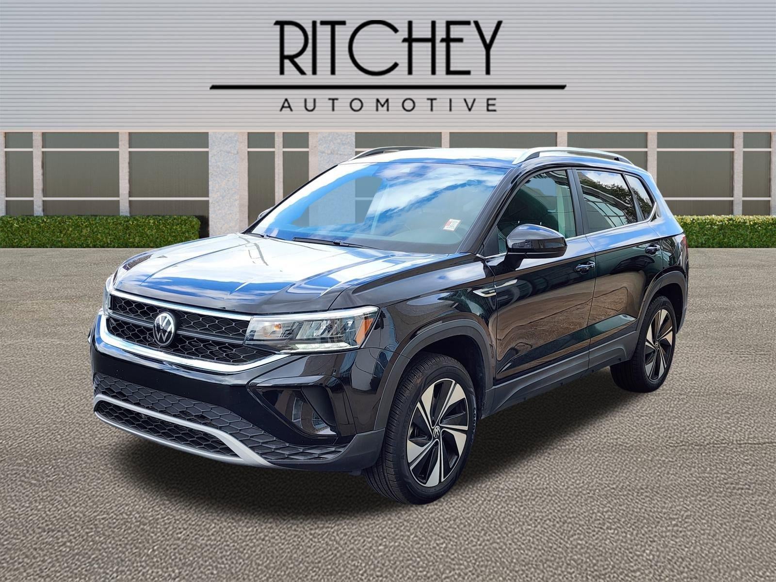 2024 Volkswagen Taos SE 4MOTION