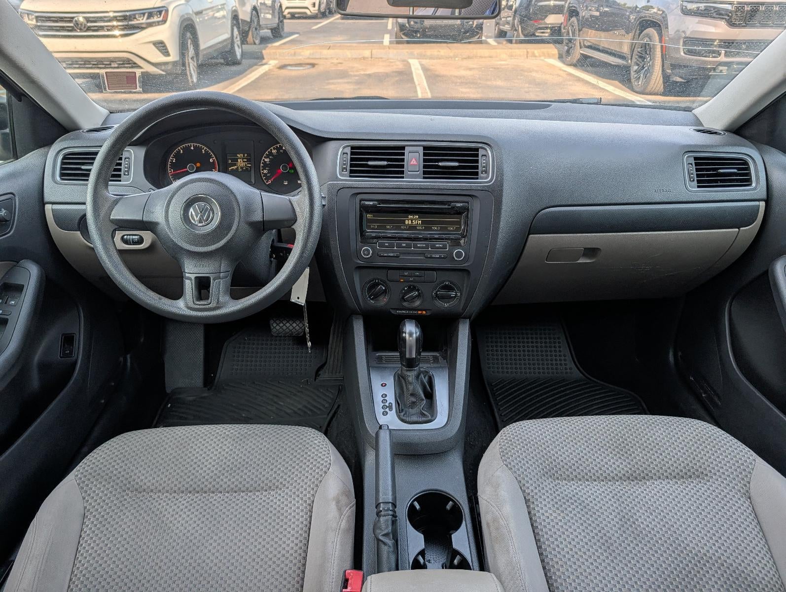 2014 Volkswagen Jetta 4dr Auto S Sedan