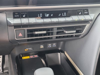 2026 Toyota Camry XSE (Natl)