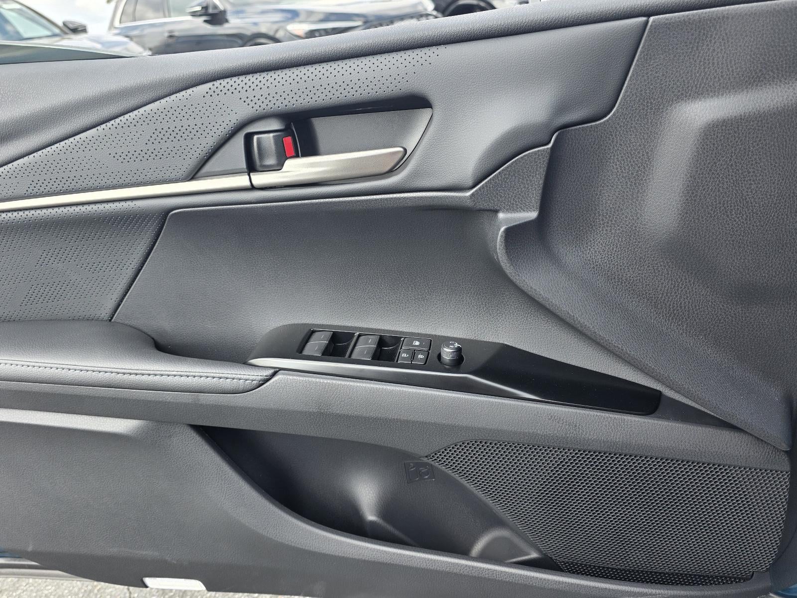 2026 Toyota Camry XSE (Natl)