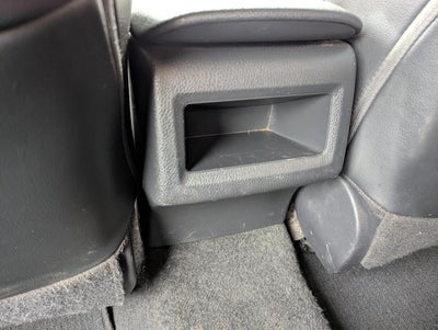 2020 Toyota Camry SE Auto (SE)