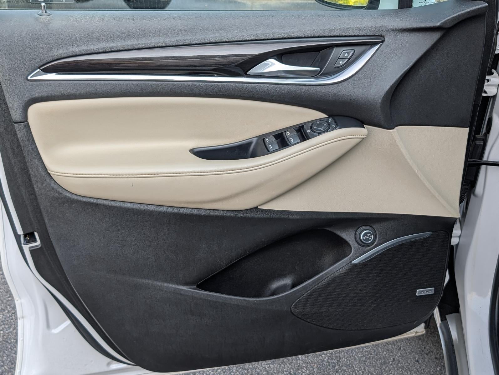 2021 Buick Enclave Essence FWD