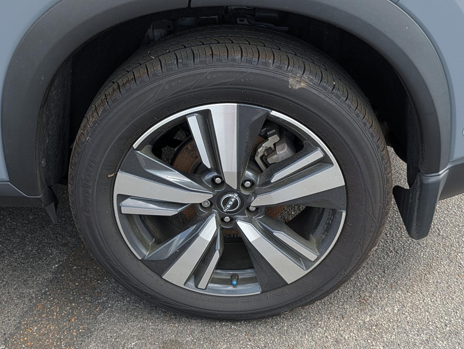 2023 Nissan Rogue FWD SL