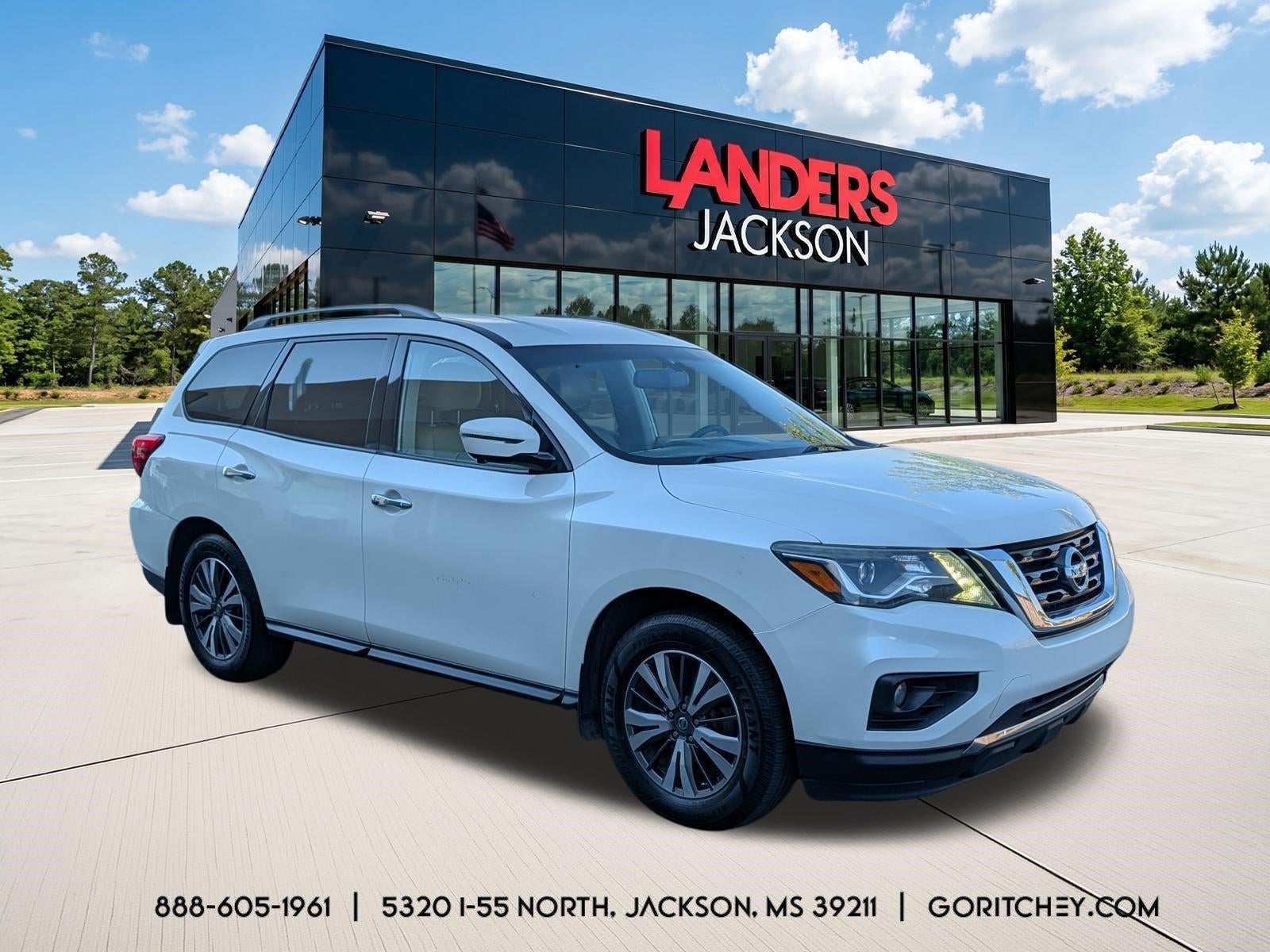 2017 Nissan Pathfinder FWD SL