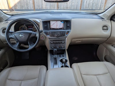 2017 Nissan Pathfinder FWD SL