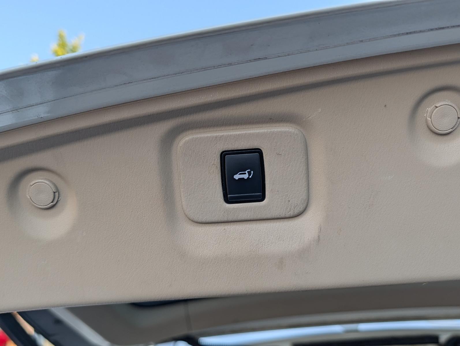 2017 Nissan Pathfinder FWD SL