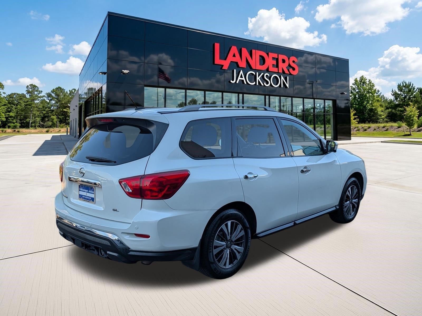 2017 Nissan Pathfinder FWD SL