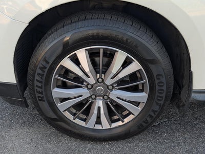2017 Nissan Pathfinder FWD SL