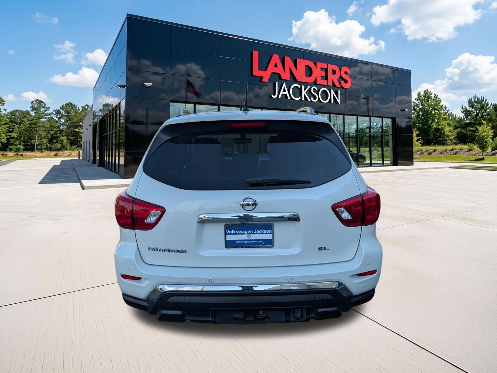 2017 Nissan Pathfinder FWD SL