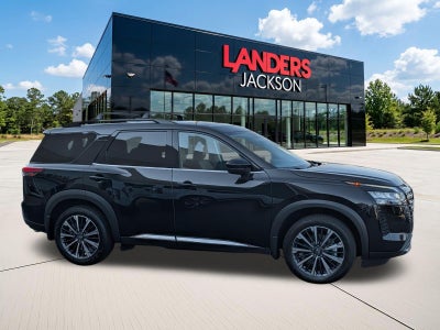 2026 Nissan Pathfinder Platinum 2WD