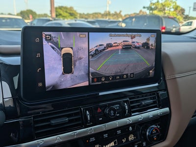 2026 Nissan Pathfinder Platinum 2WD