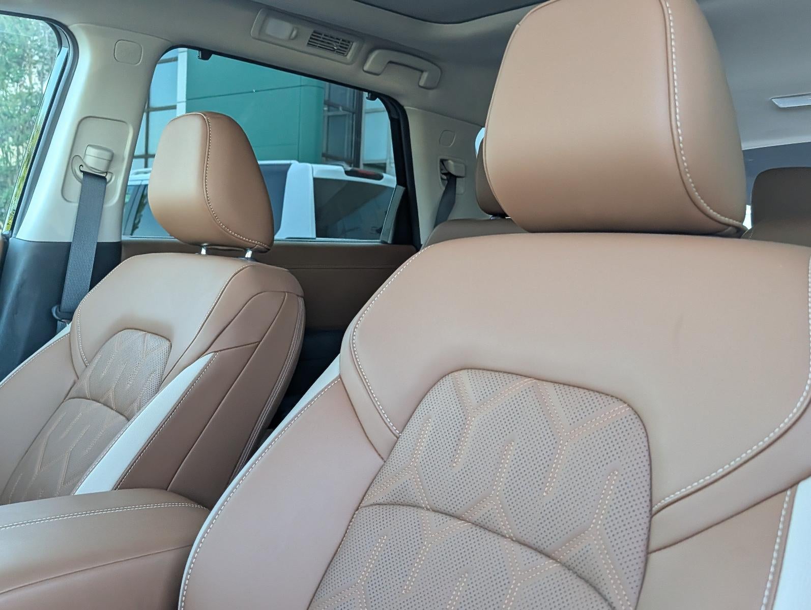 2026 Nissan Pathfinder Platinum 2WD