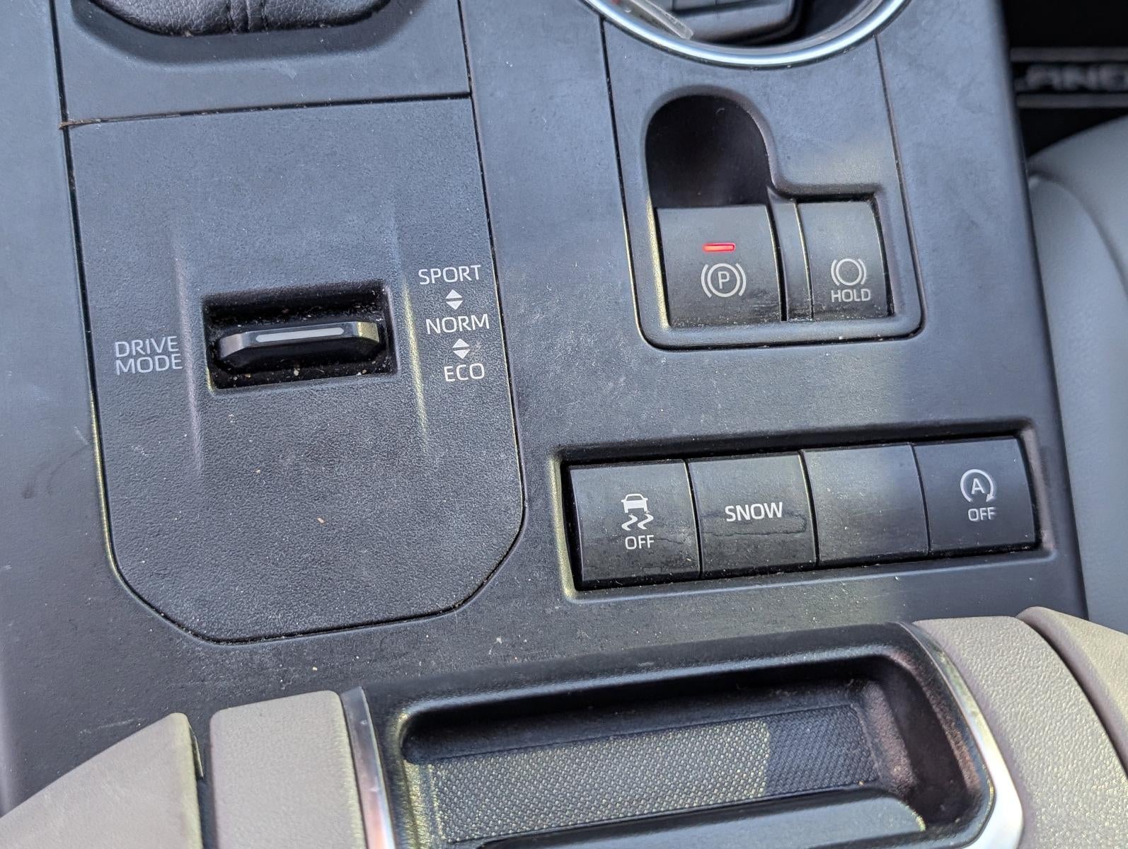 2020 Toyota Highlander XLE FWD (Natl)