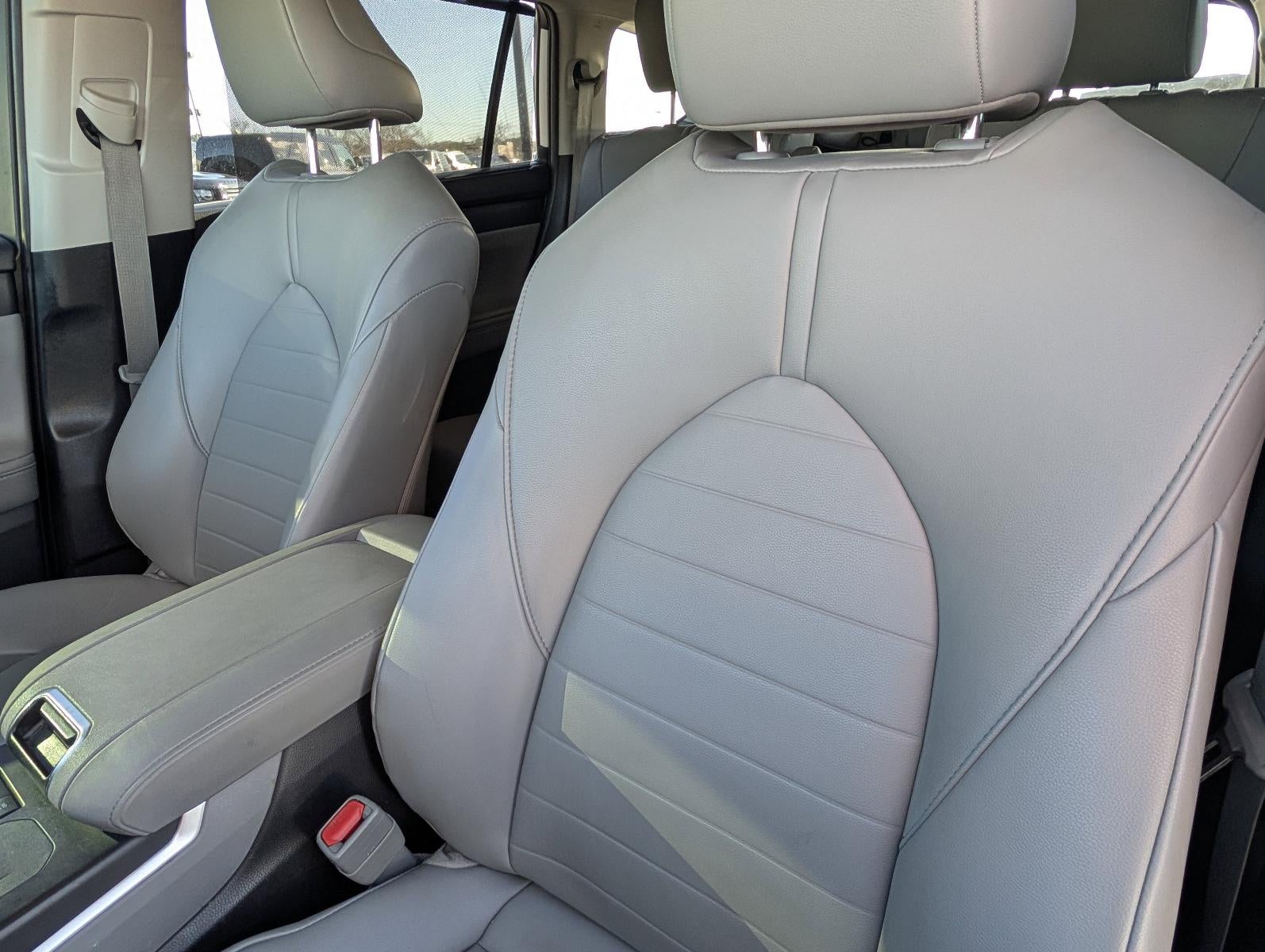 2020 Toyota Highlander XLE FWD (Natl)