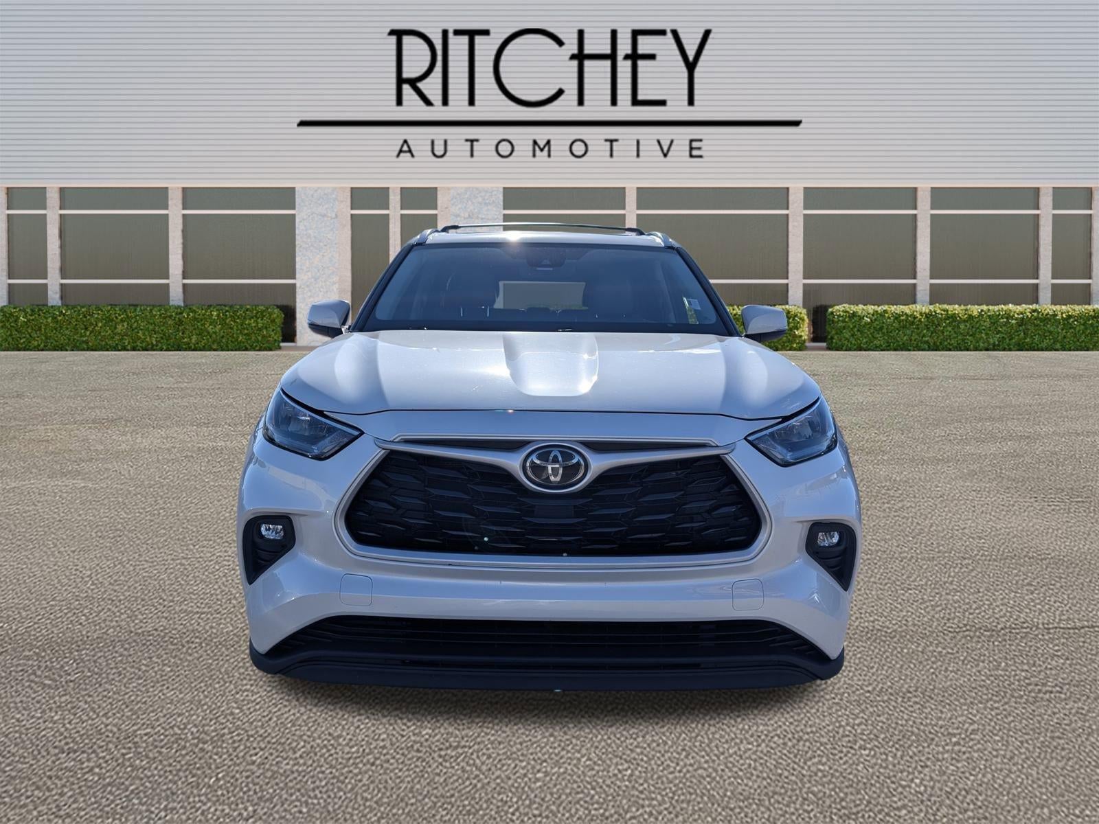 2020 Toyota Highlander XLE FWD (Natl)