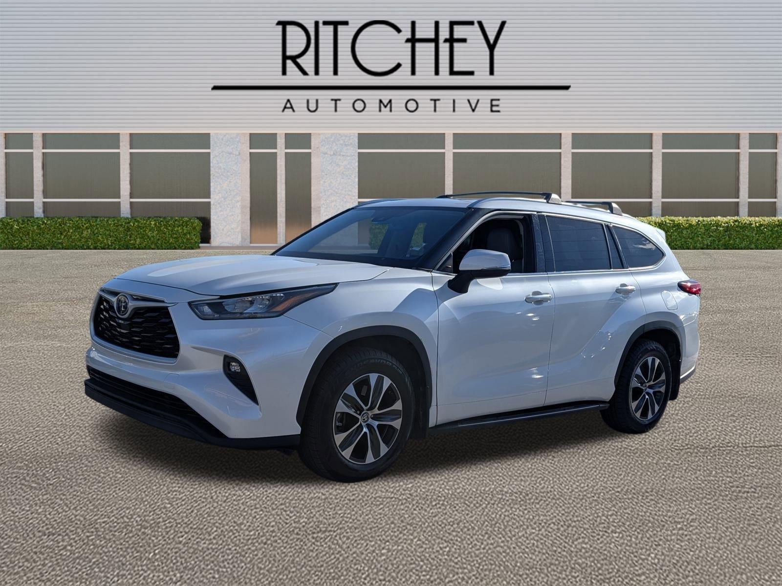 2020 Toyota Highlander XLE FWD (Natl)