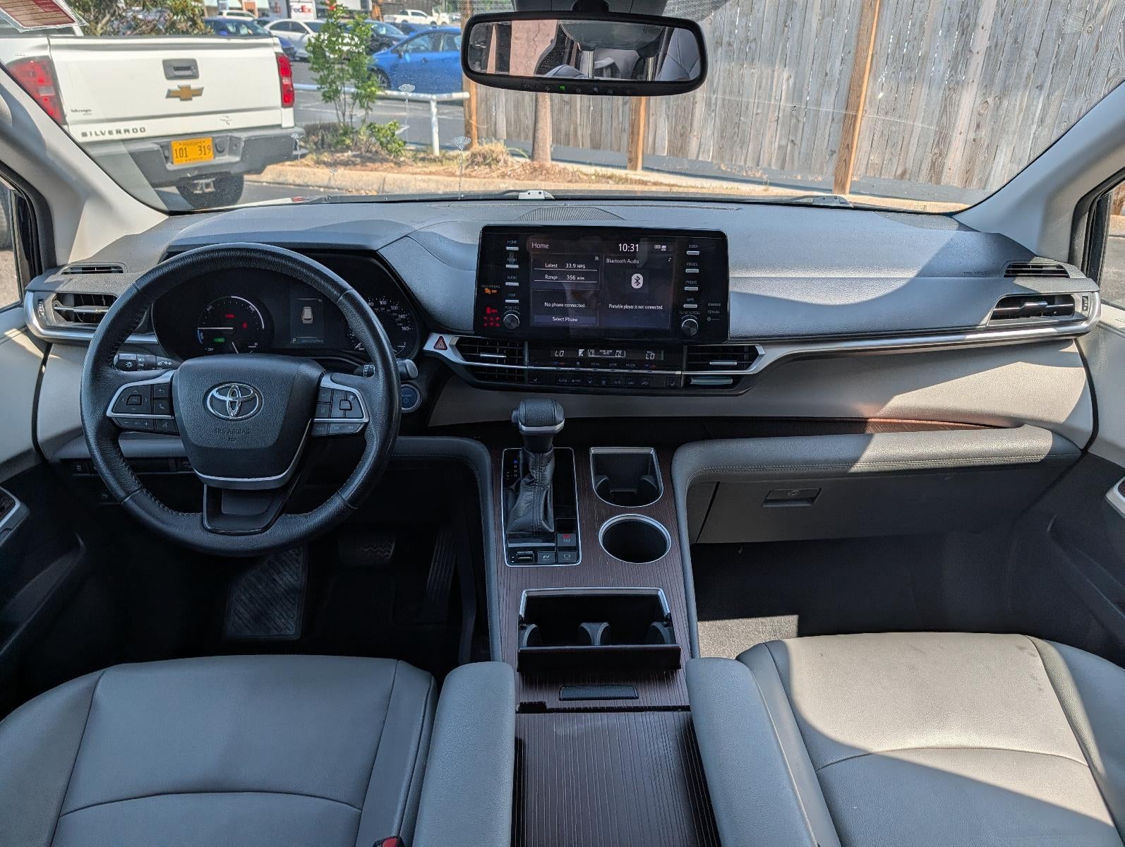 2021 Toyota Sienna XLE FWD 7-Passenger (Natl)