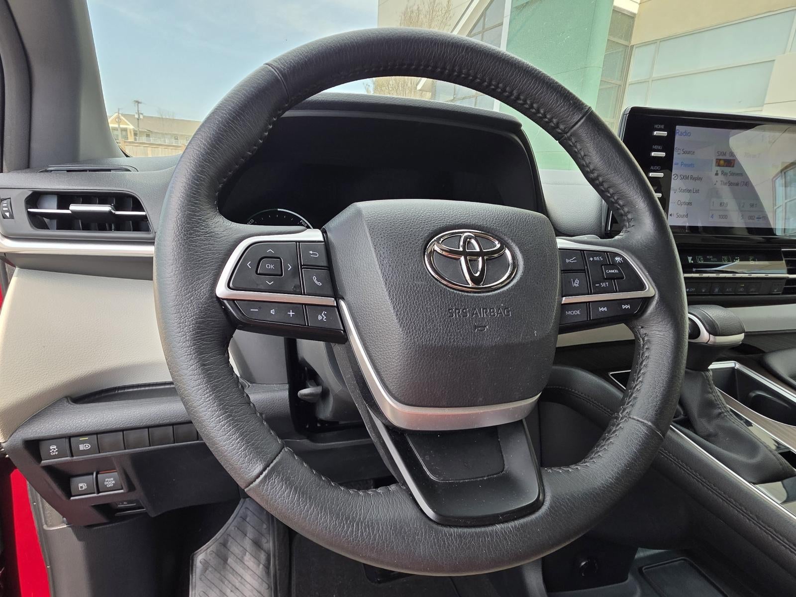 2023 Toyota Sienna XLE FWD 7-Passenger (Natl)