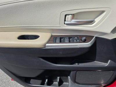 2023 Toyota Sienna XLE FWD 7-Passenger (Natl)