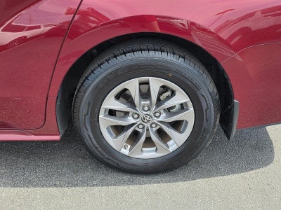 2023 Toyota Sienna XLE FWD 7-Passenger (Natl)