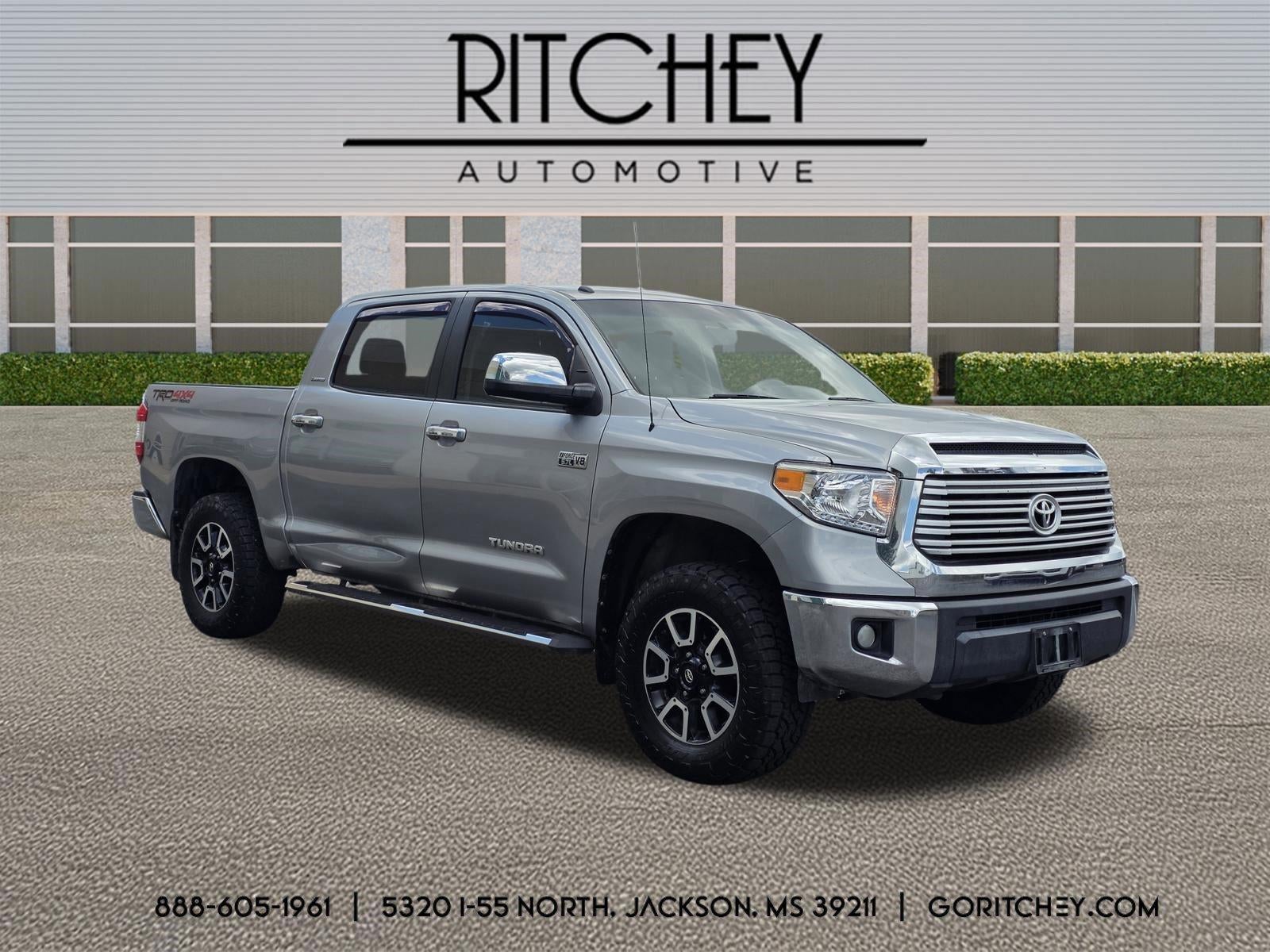 2017 Toyota Tundra 4WD 4WD Limited CrewMax 5.5' Bed 5.7L FFV (SE)