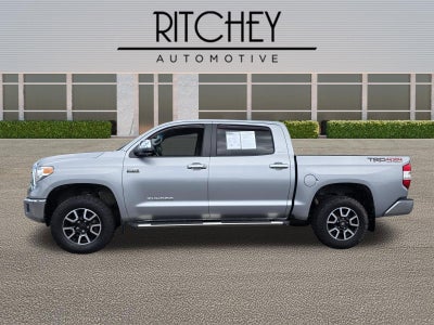 2017 Toyota Tundra 4WD 4WD Limited CrewMax 5.5' Bed 5.7L FFV (SE)