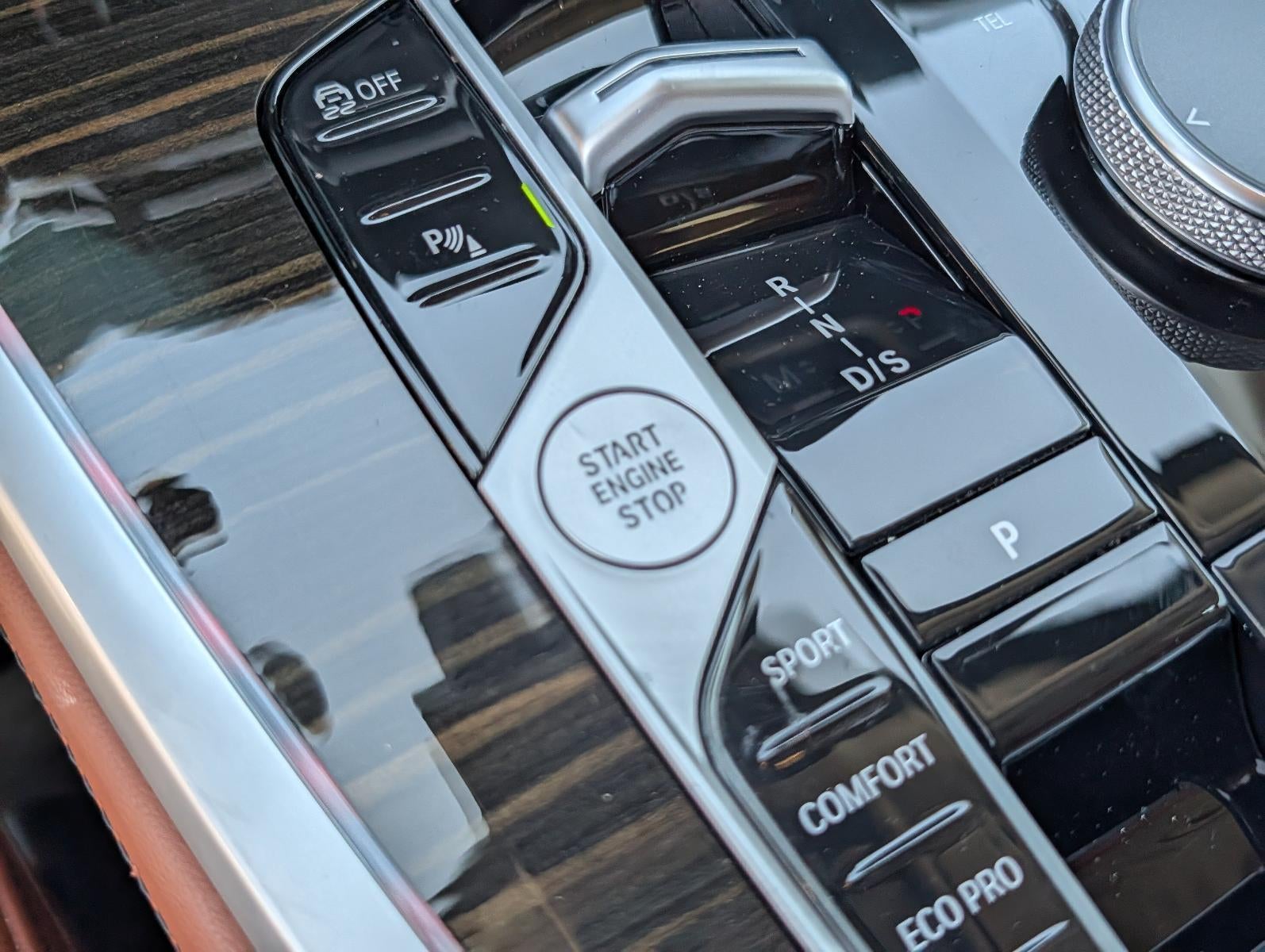 2024 BMW X7 xDrive40i Sports Activity Vehicle