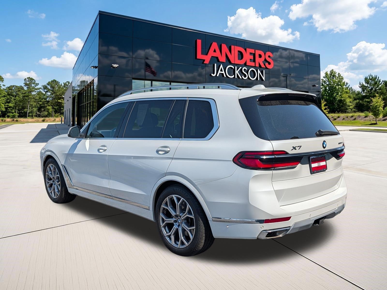 2024 BMW X7 xDrive40i Sports Activity Vehicle