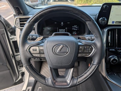2025 Lexus LX 700h Luxury 4WD