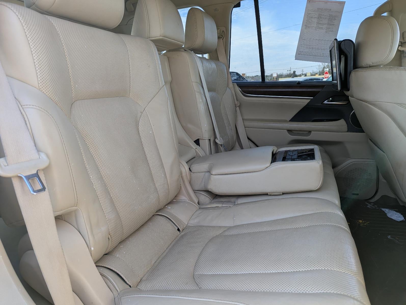 2016 Lexus LX 570 4WD 4dr