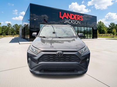 2019 Toyota RAV4 XLE FWD (GS)