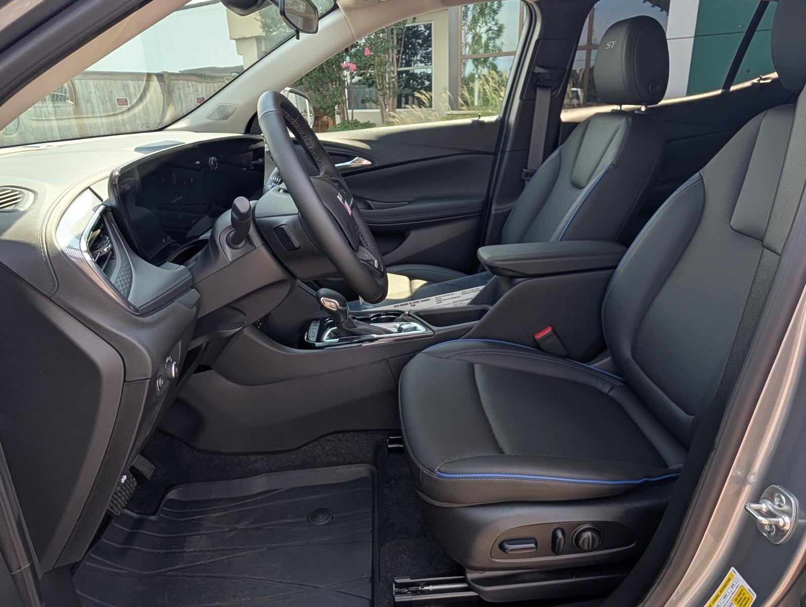 2025 Buick Encore GX Sport Touring FWD
