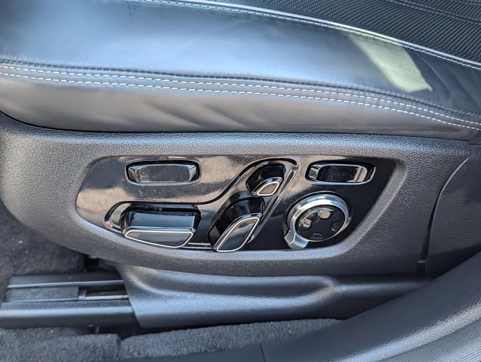 2019 Genesis G90 3.3T Premium RWD