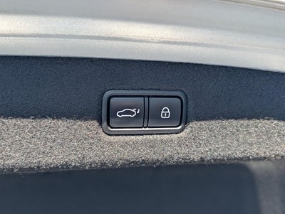 2019 Genesis G90 3.3T Premium RWD