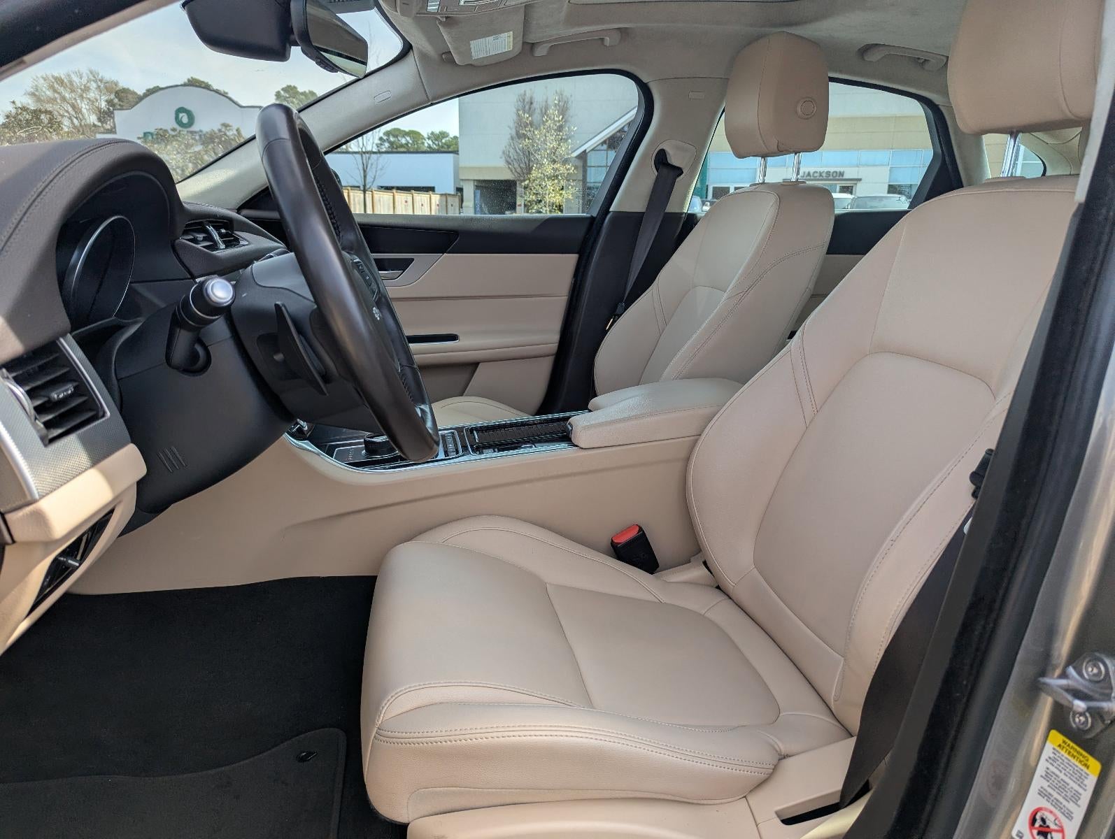 2020 Jaguar XF Sedan 25t Premium AWD