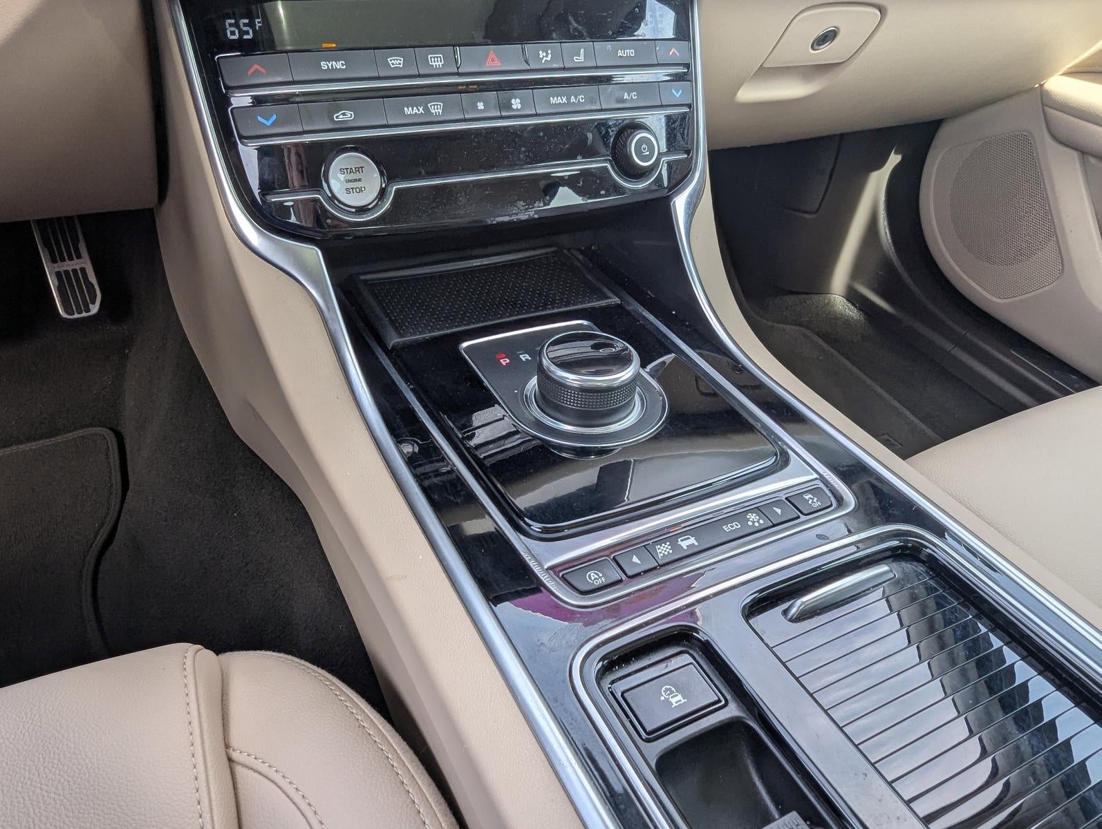 2020 Jaguar XF Sedan 25t Premium AWD