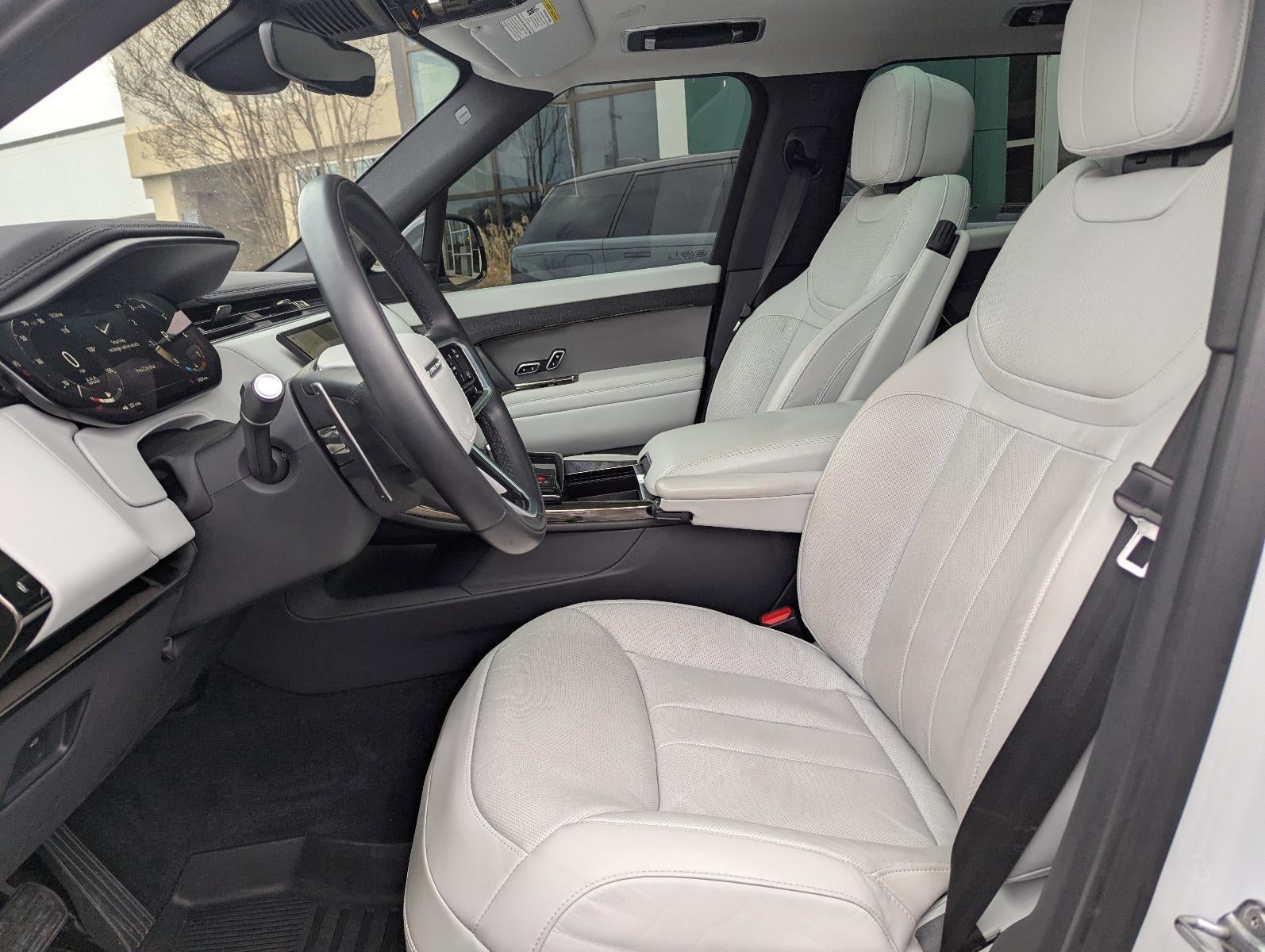 2024 Land Rover Range Rover Sport P360 SE